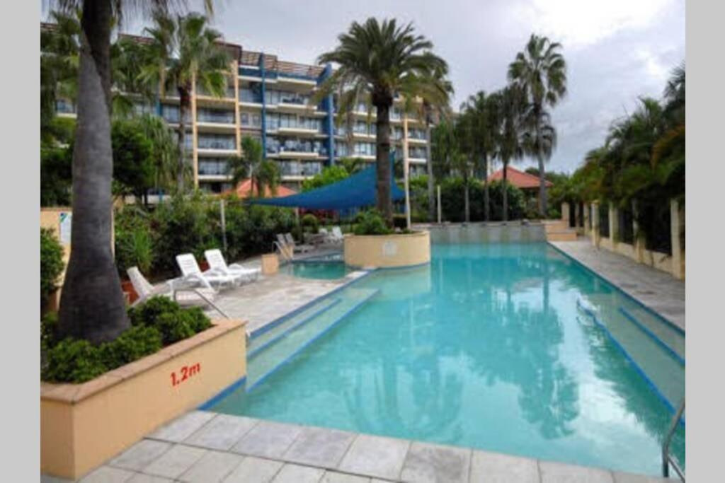 Alexandra Headland Resort With Stylish Stays Exterior foto